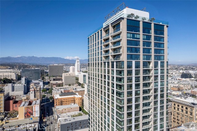 Property photo of 400 S Broadway