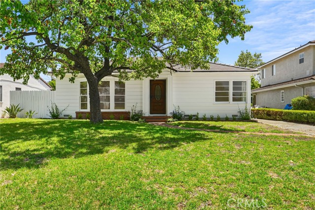 Property photo of 406 S Golden West AV