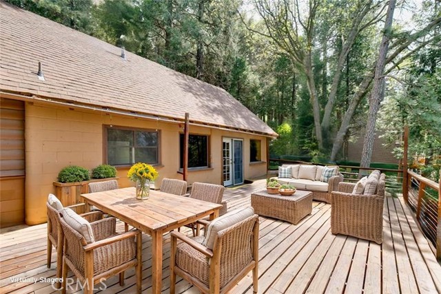 Photo of 24938 Highland Dr