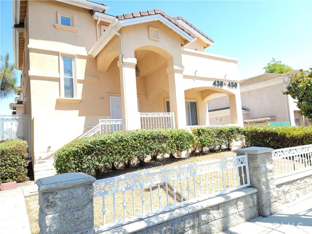 Property photo of 438 Sefton AV