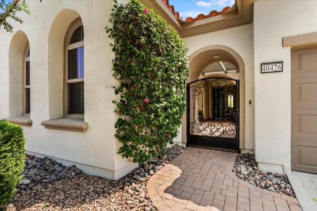 Property photo of 40426 Calle Estela