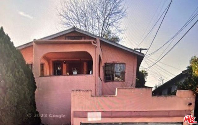 Property photo of 1233 N Evergreen AV