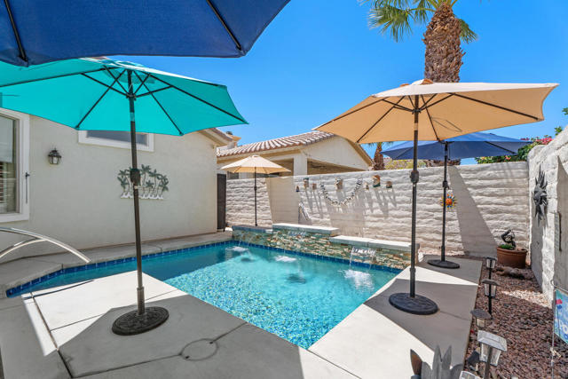Property photo of 80458 Santa Belinda
