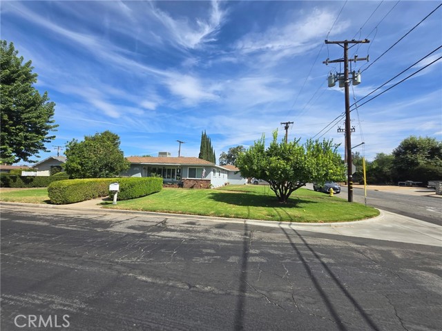 Property photo of 406 Myrtlewood DR
