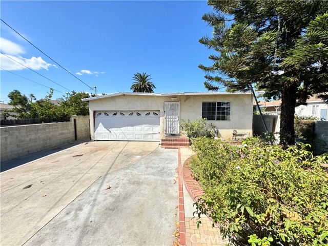 Property photo of 13745 Louvre St