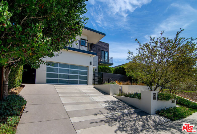 Property photo of 362 N Norton AV