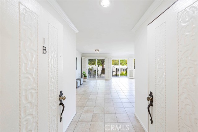 Property photo of 2370 Via Mariposa