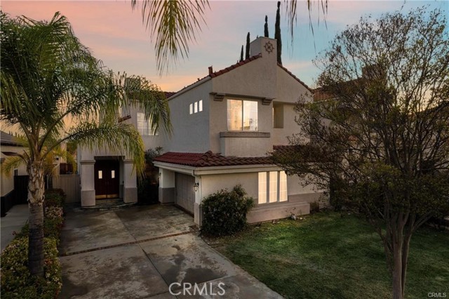 Property photo of 25099 Calle Entradero