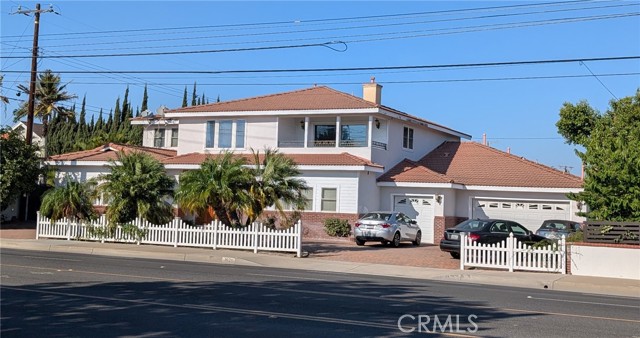 Property photo of 1621 Bryan Ave