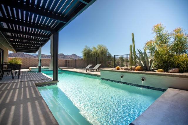 Property photo of 43725 Texas AV