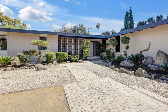 Property photo of 7048 Vanscoy
