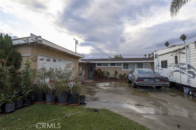 Property photo of 2310 S Olive