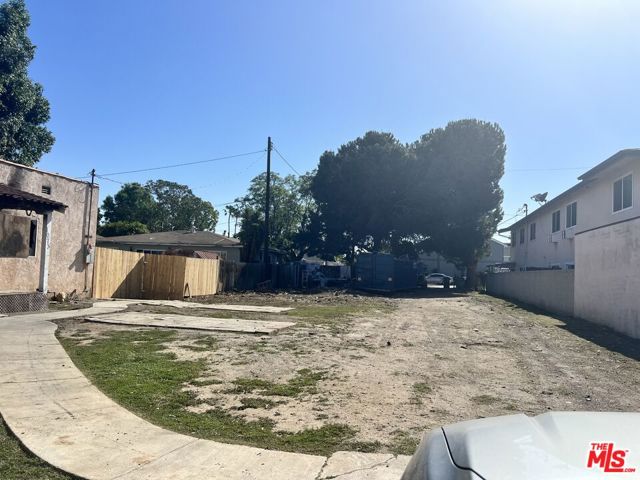 Property photo of 1071 Walnut ST