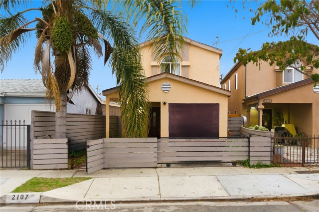 Property photo of 2107 E Stockwell ST