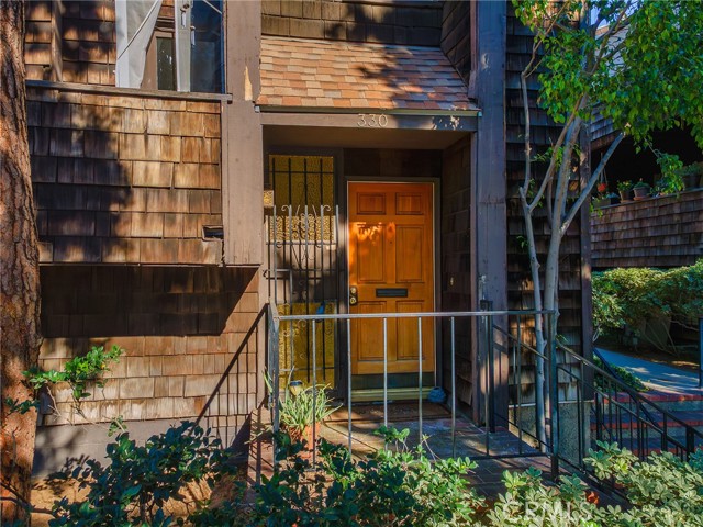 Property photo of 330 N 5th ST