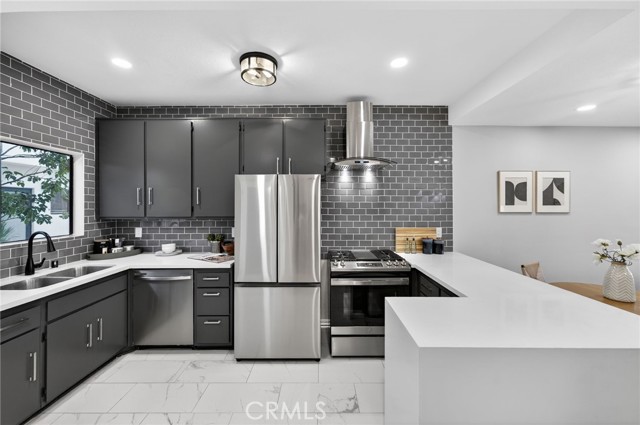 Property photo of 2500 Abbot Kinney BL