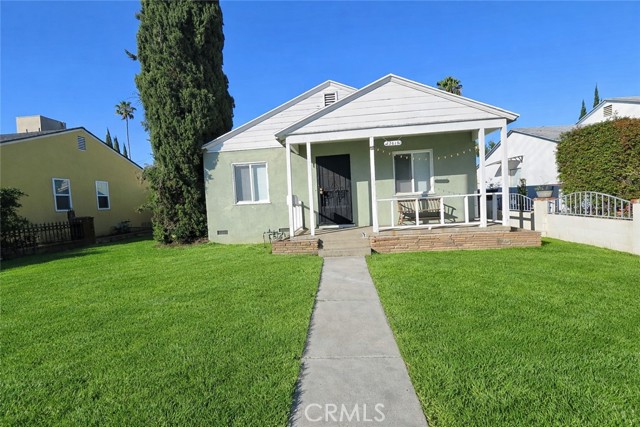 Property photo of 17415 Burbank DR