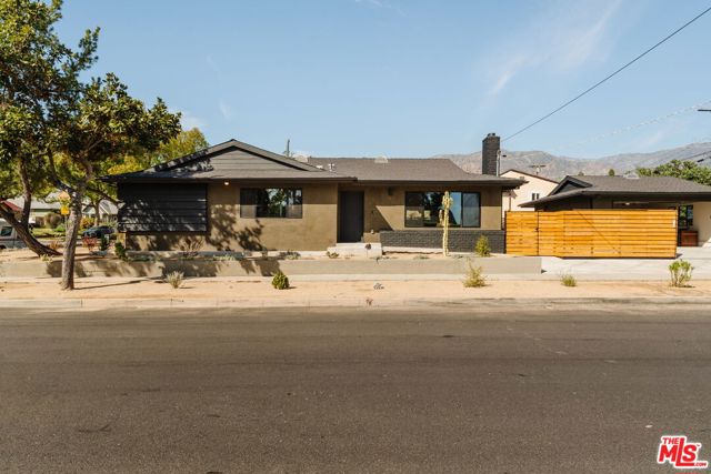 Photo of 1487 Asbury Dr