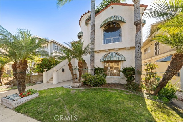 Property photo of 118 Roycroft AV