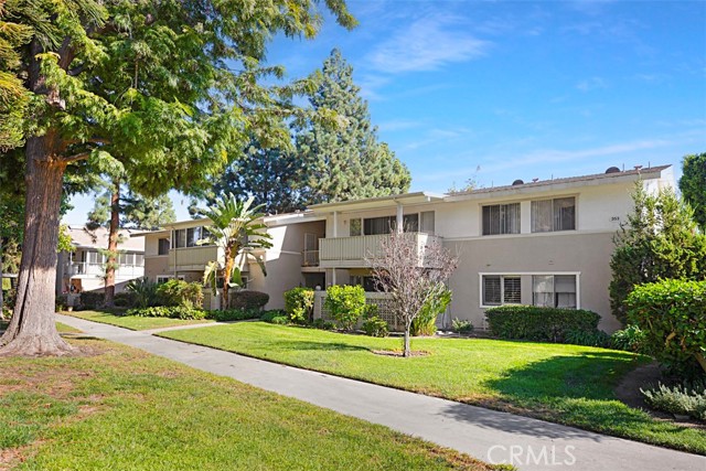 Photo of 353 Avenida Sevilla