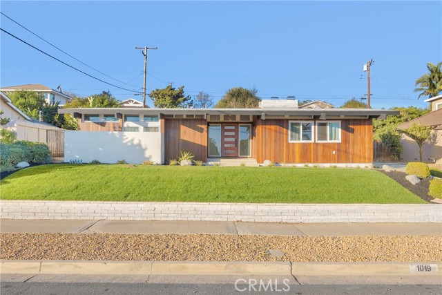 Property photo of 1019 Dorothy LN