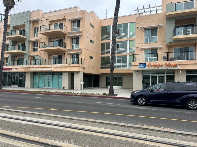 Property photo of 1598 LONG BEACH BLVD