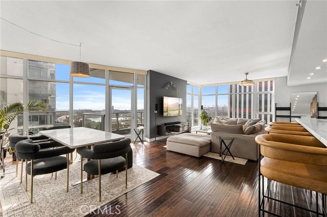 Property photo of 400 W Ocean BL
