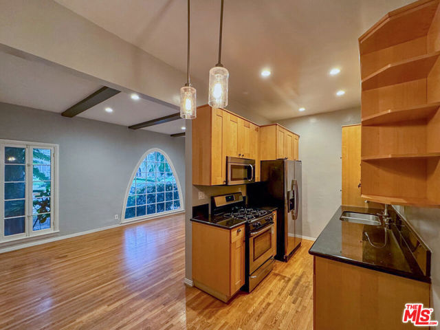 Property photo of 340 N Oakhurst DR