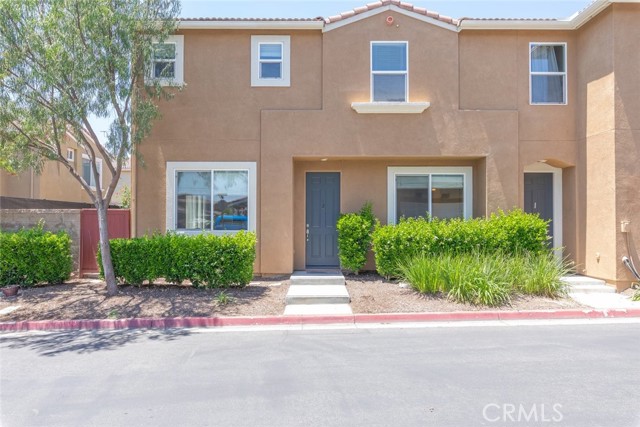 Property photo of 27435 Larabee CT