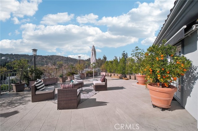 Property photo of 11989 Laurelwood DR