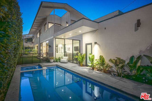 Property photo of 1052 Palms BL