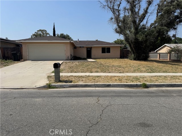 Property photo of 824 Hartzell AV