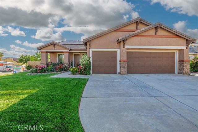Property photo of 42305 Columbia Ct