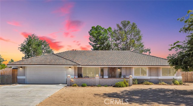 Property photo of 20635 Shawnee RD