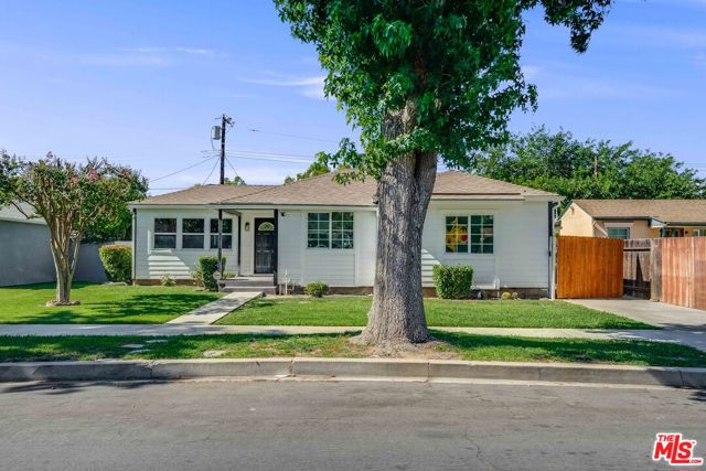 Property photo of 18319 Erwin ST
