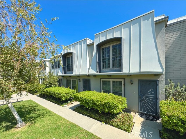 Property photo of 22103 Oxnard ST