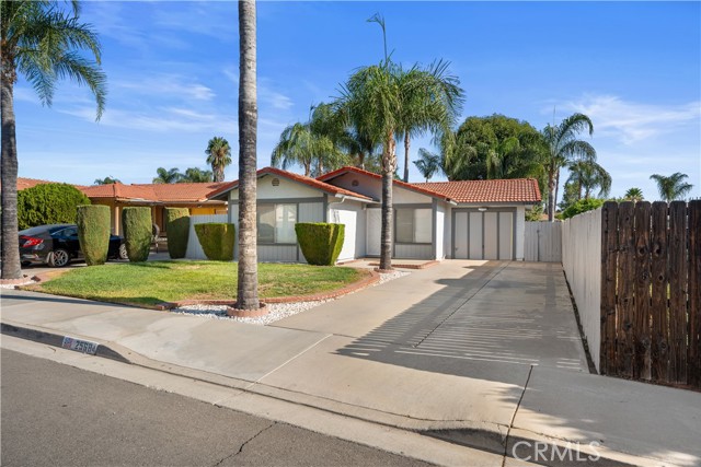 Property photo of 25684 Lola CT