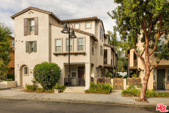 Property photo of 710 S San Fernando BL
