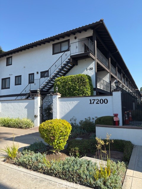 Property photo of 17200 Newhope ST