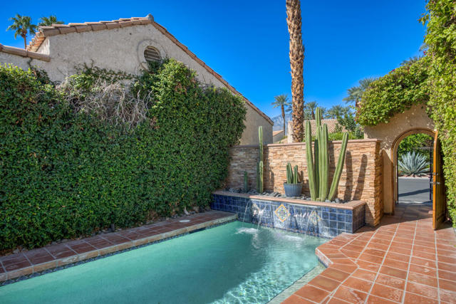 Property photo of 36170 Avenida De Las Montanas