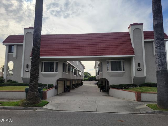 Property photo of 206 W Cypress AV