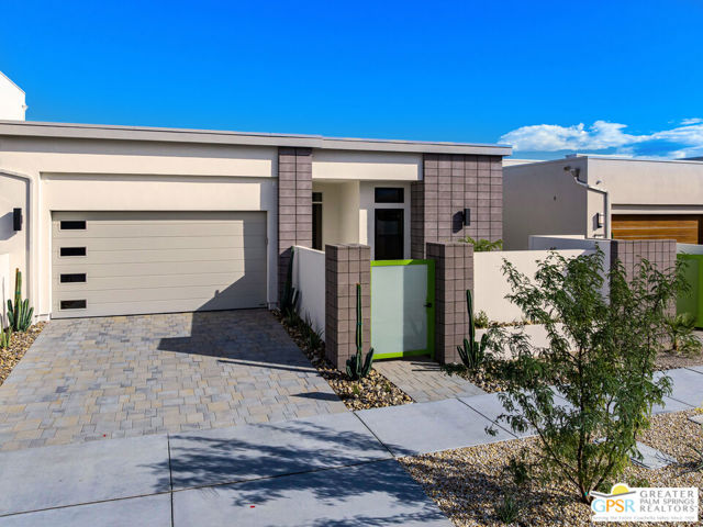 Property photo of 10 Heliotrope AV