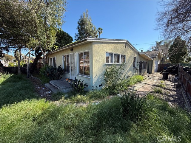 Property photo of 616 West Duarte Road
