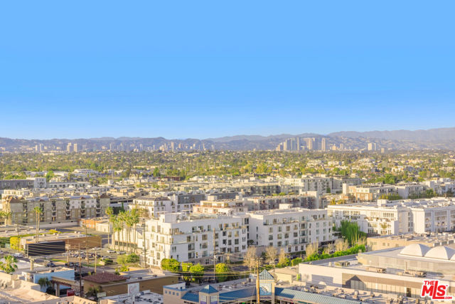 Property photo of 13600 Marina Pointe DR