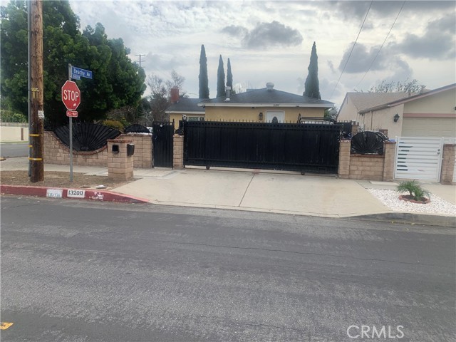 Property photo of 13200 Wentworth St