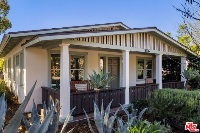 Property photo of 1006 E Orange Grove BL