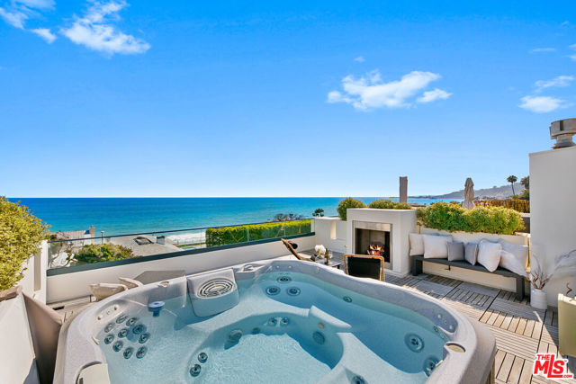 Property photo of 22065 Pacific Coast HY