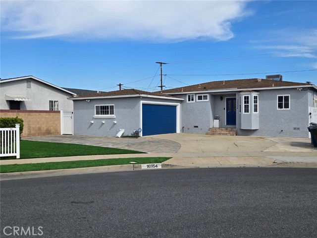 Property photo of 16954 La Salle AV