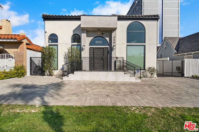 Property photo of 330 N Lucerne BL