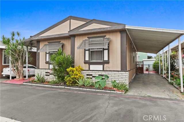 Property photo of 16707 Garfield AV